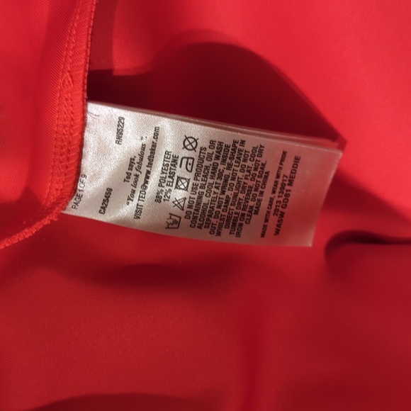 Dress - Picture 7 of 7